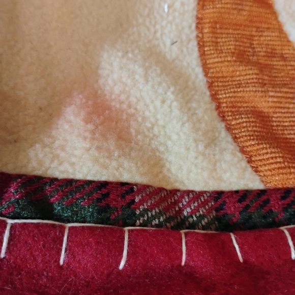 Mistletoe Mountain Holiday Collection Snowman Tree Skirt - Picture 10 of 13